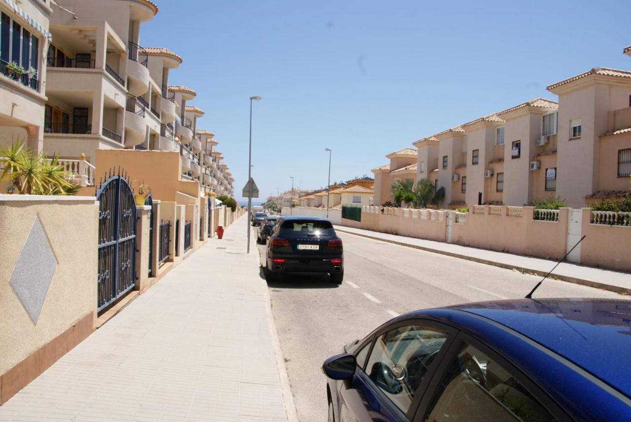New Apartment In Torrevieja , Punta Prima Orihuela Costa With Pool Eksteriør bilde